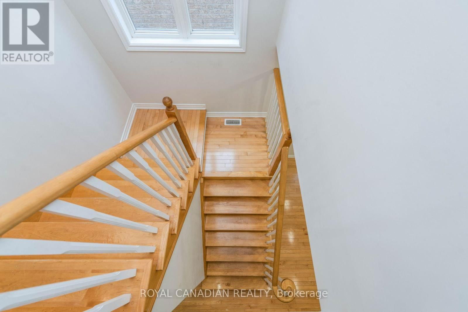 119 SAFFRON STREET Image 24