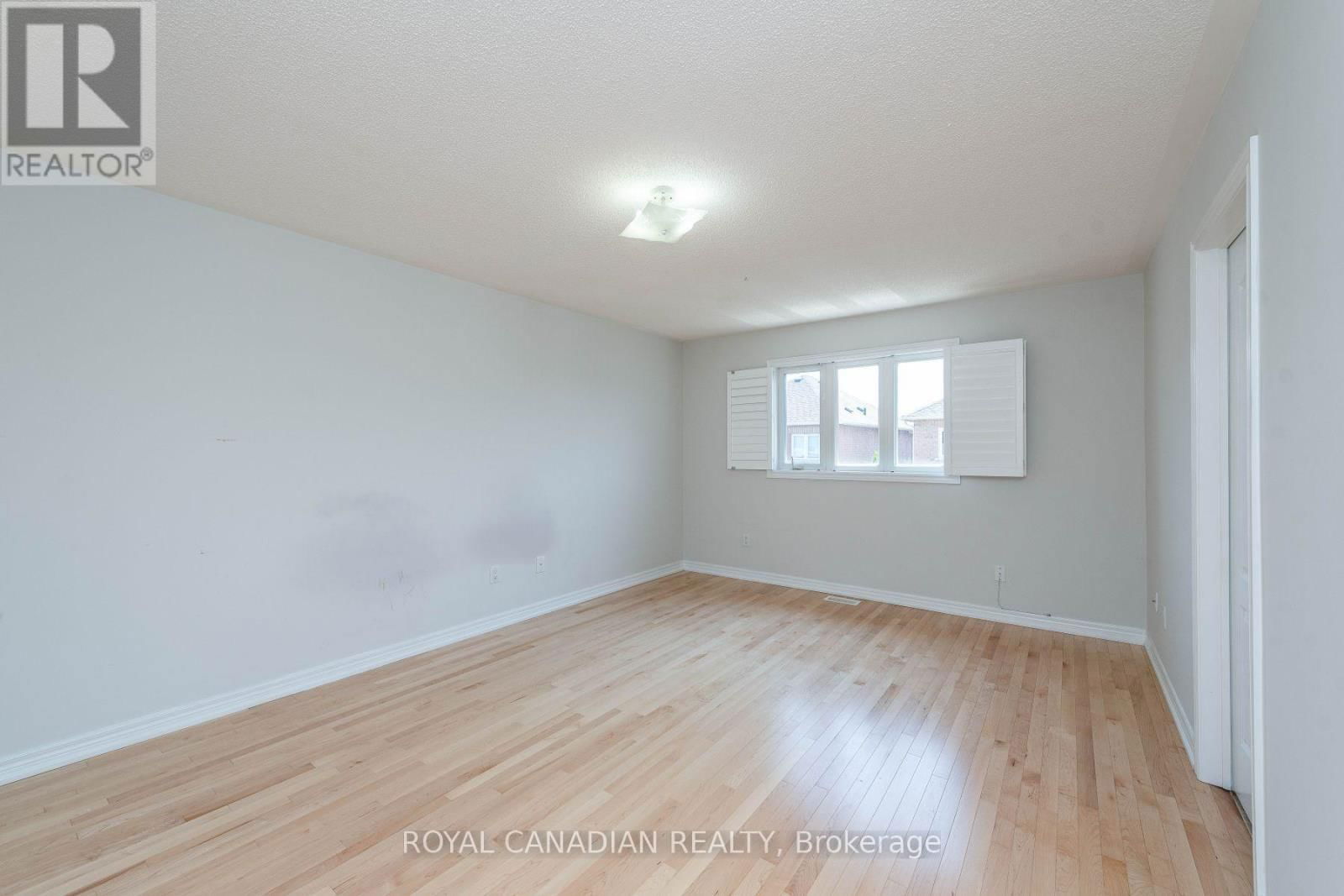 119 SAFFRON STREET Image 38