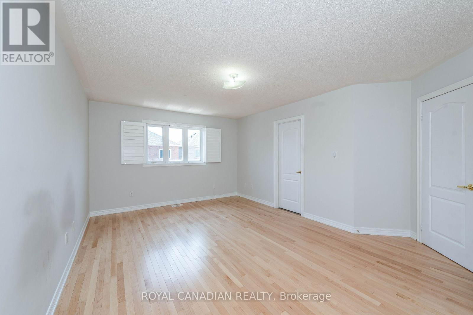 119 SAFFRON STREET Image 39