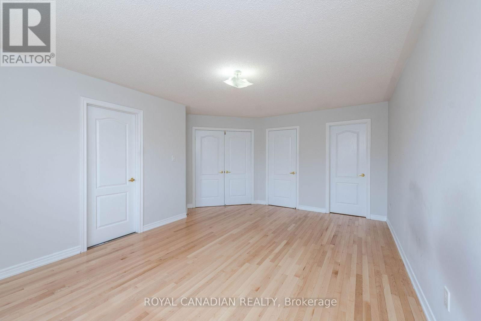 119 SAFFRON STREET Image 40
