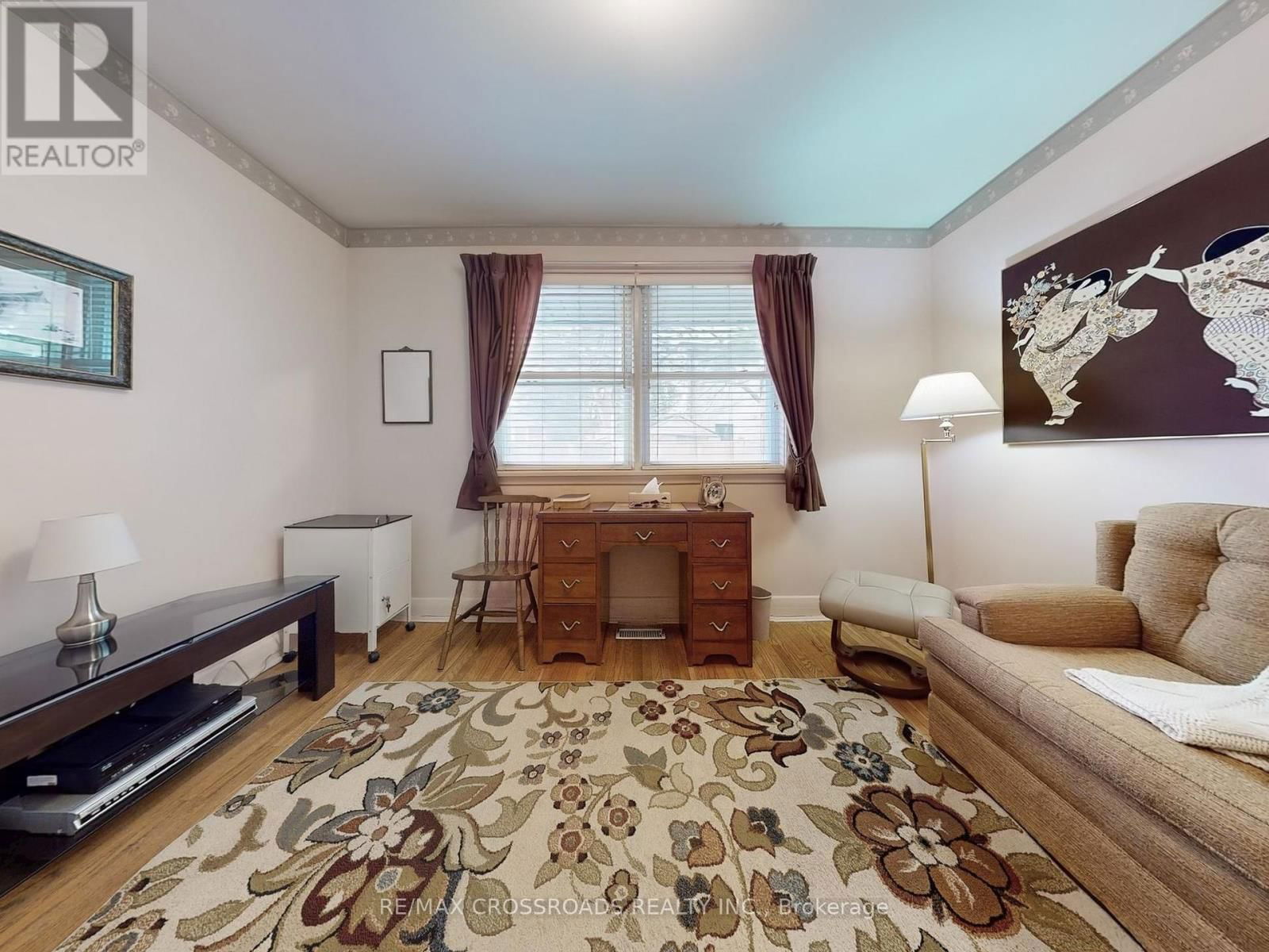 457 PALISER COURT NORTH Image 32