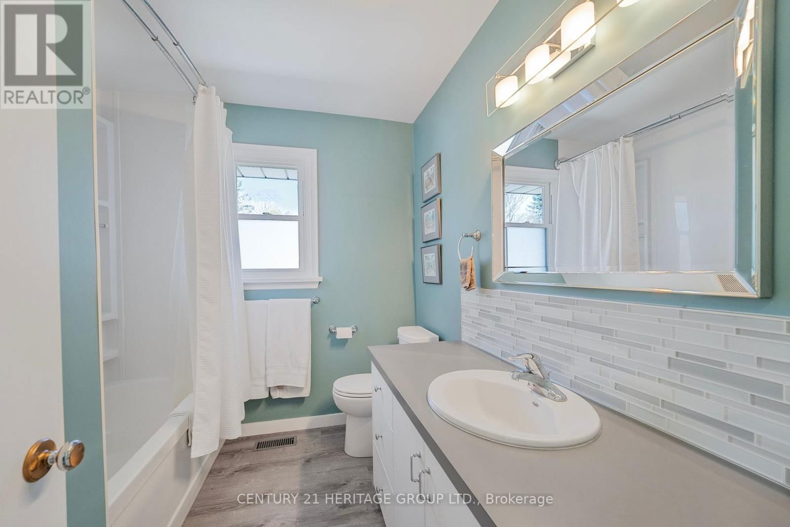 562 HAINES ROAD Image 16