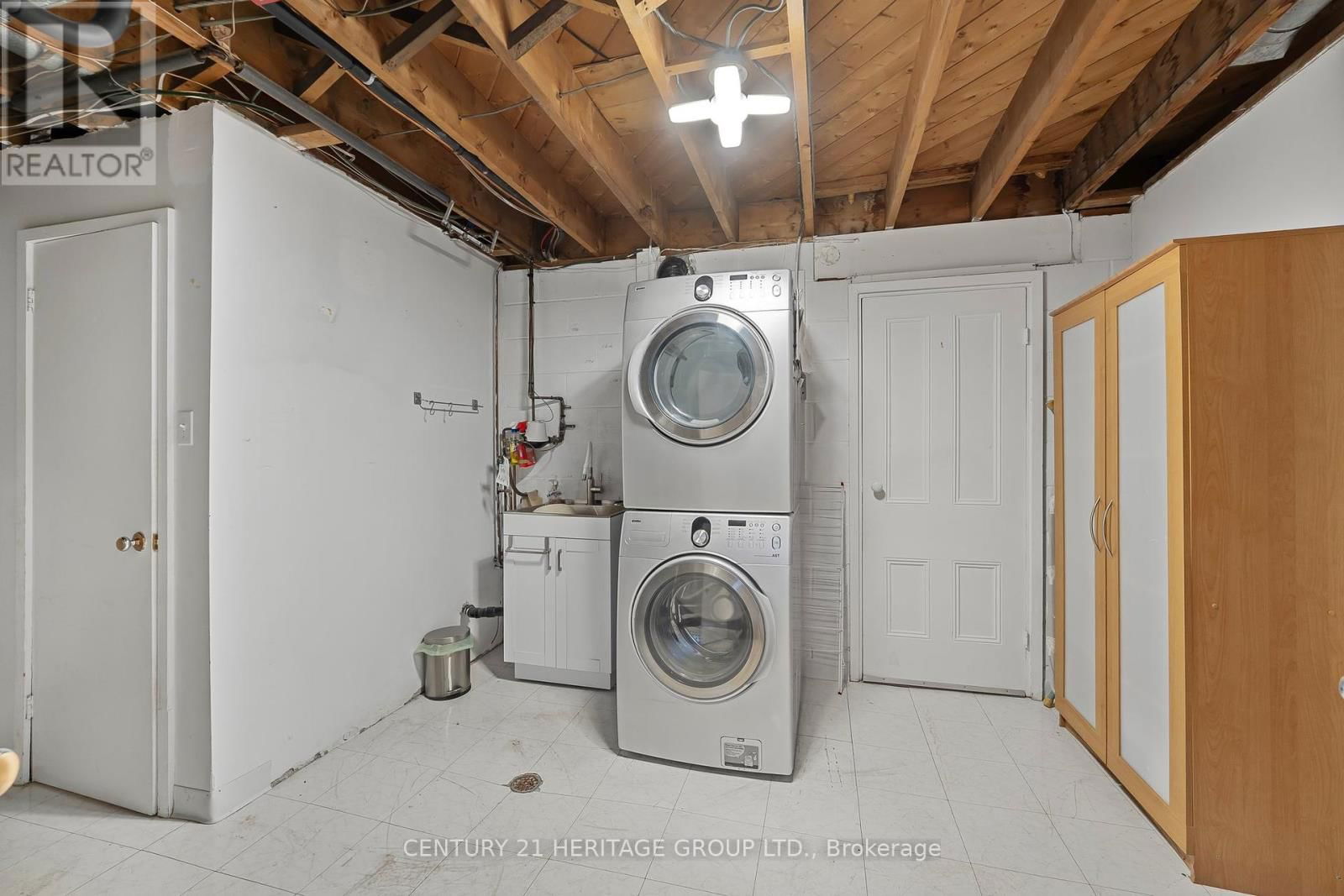562 HAINES ROAD Image 28