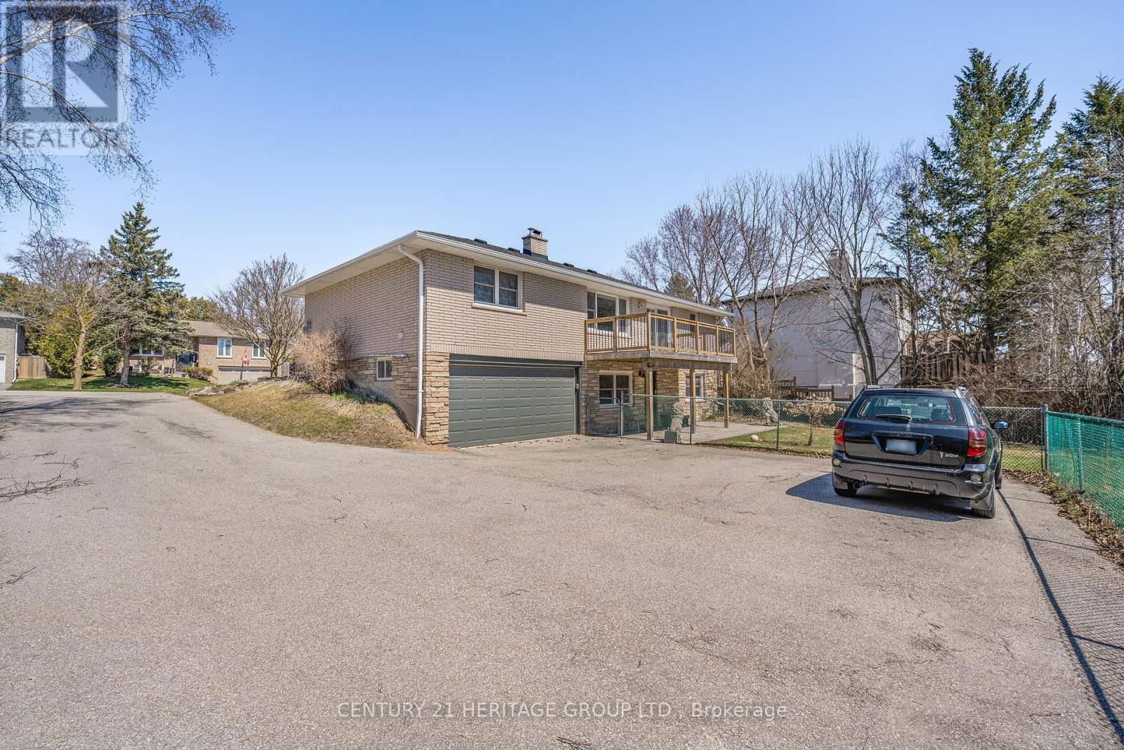 562 HAINES ROAD Image 30