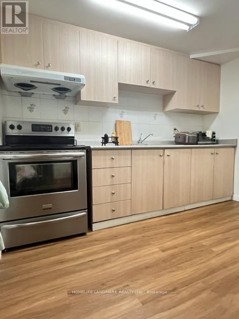 37 CROXLEY GREEN DRIVE EAST Image 9