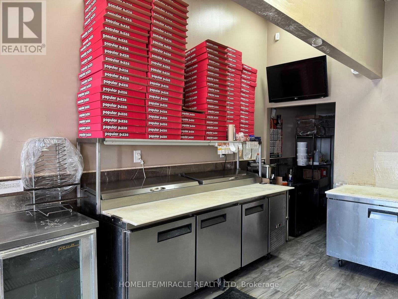 #38 - 35 KARACHI DRIVE Image 14