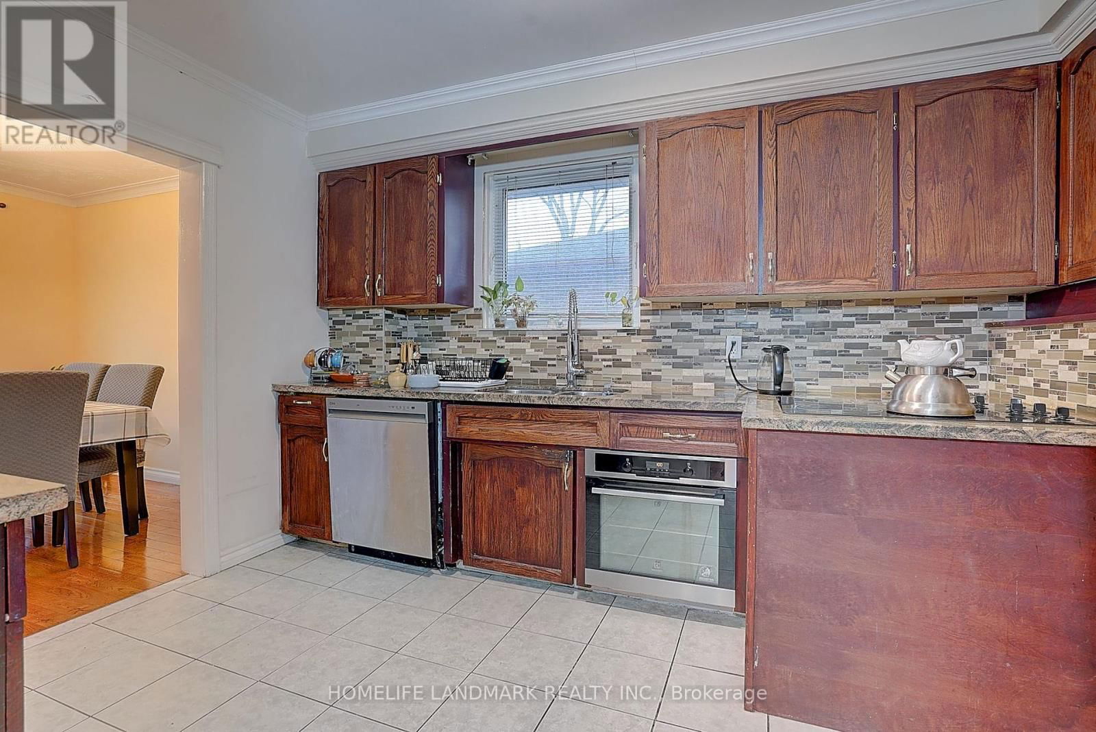 290 ELMWOOD AVENUE Image 18