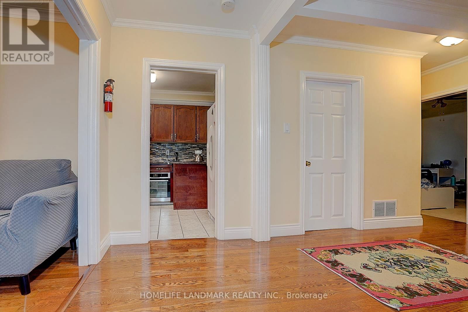 290 ELMWOOD AVENUE Image 6