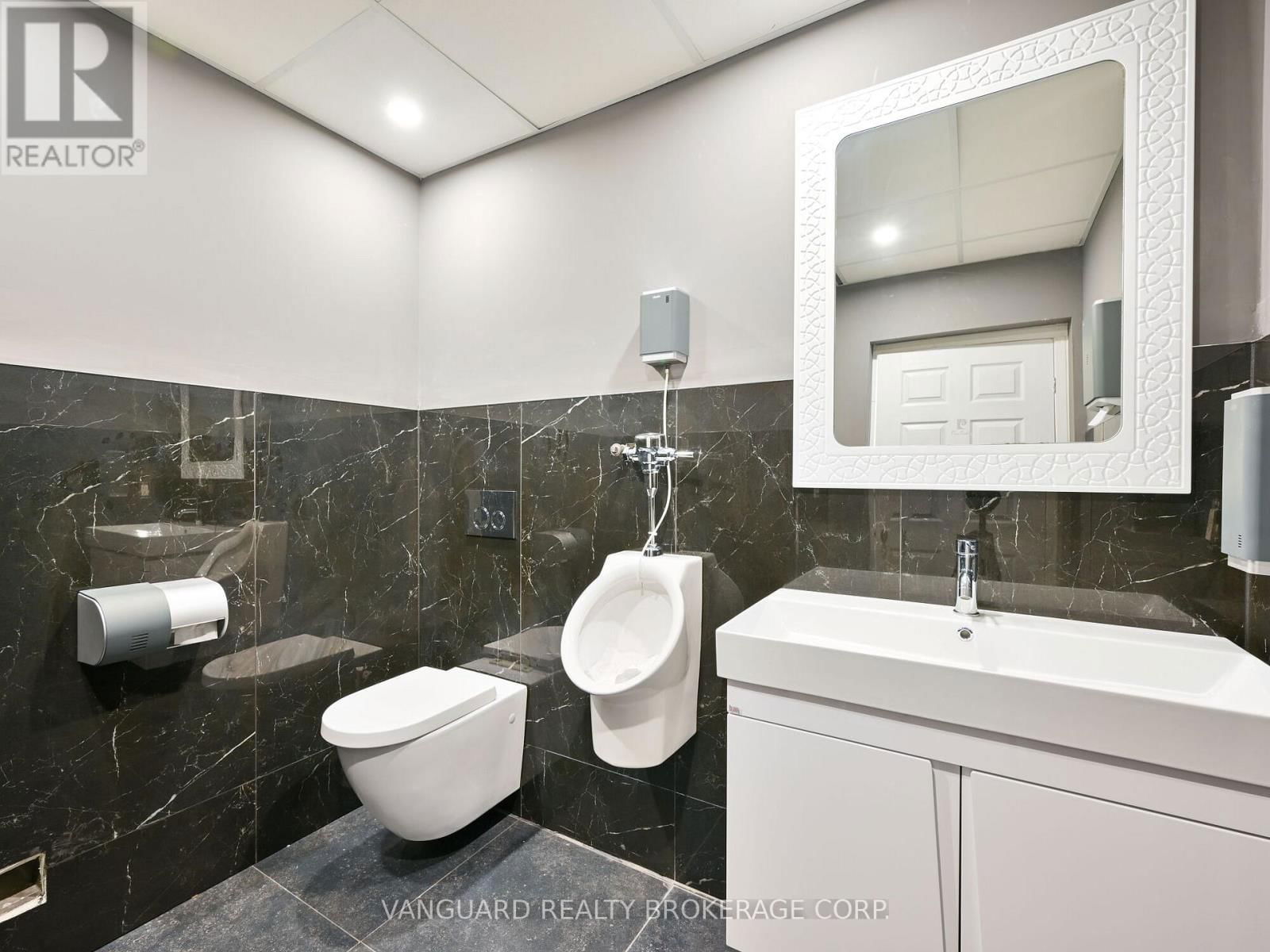 6 - 40 PIPPIN ROAD Image 40