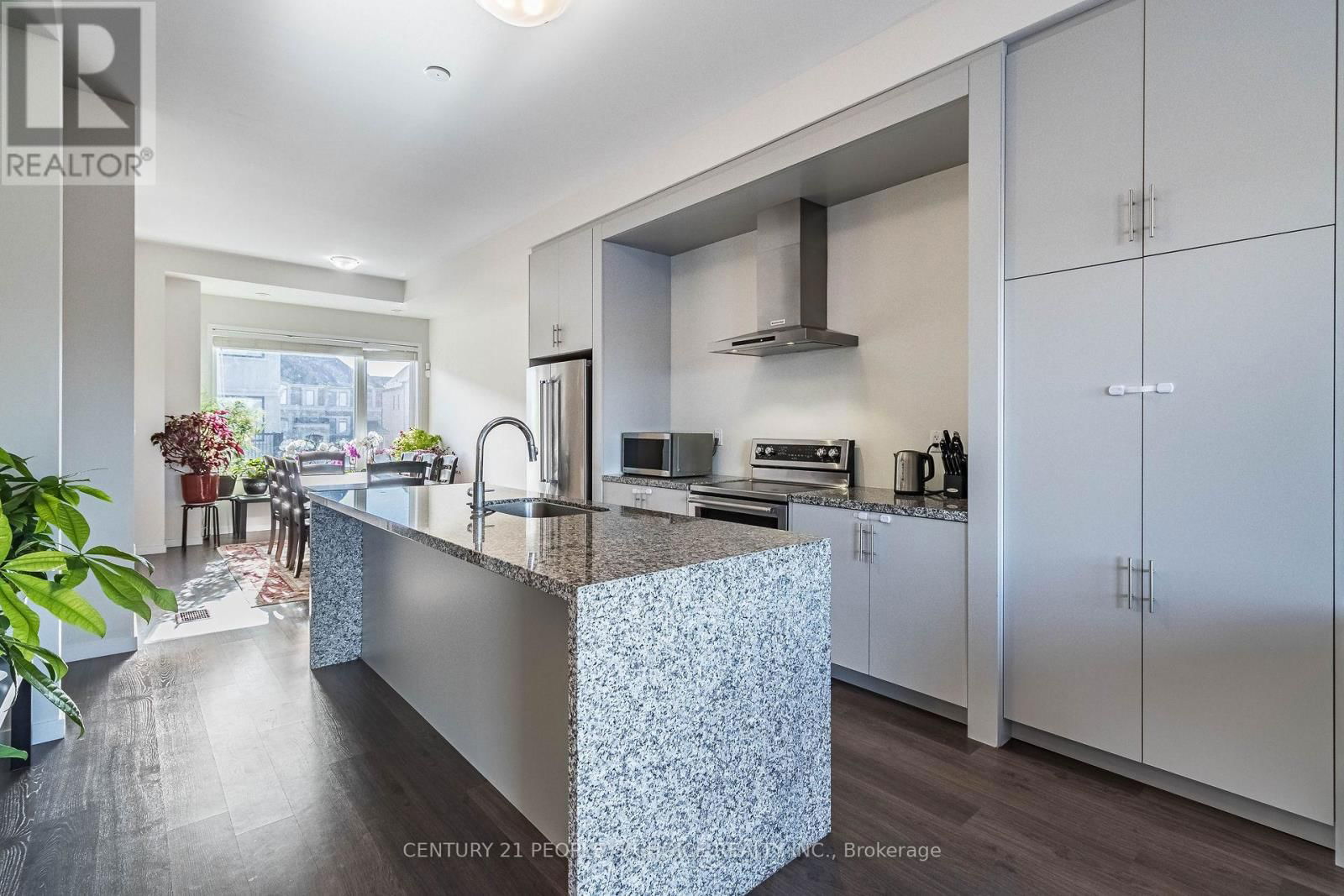 24 CASSILA WAY DRIVE Image 12