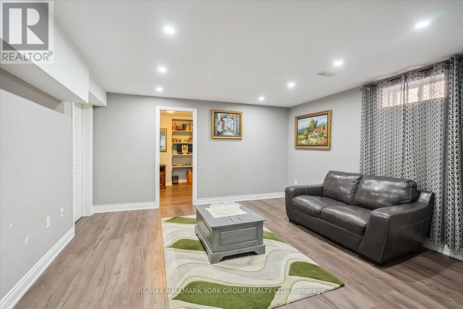 12 DEER PASS ROAD Image 19