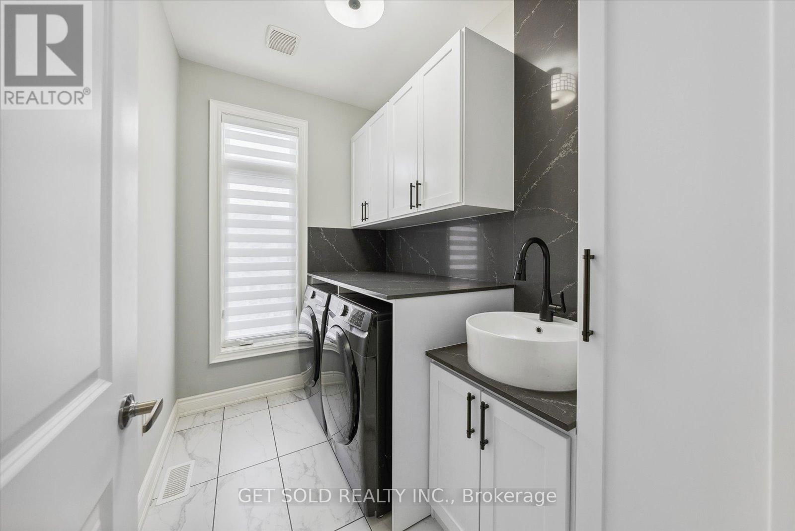 63 LAVAL STREET Image 24
