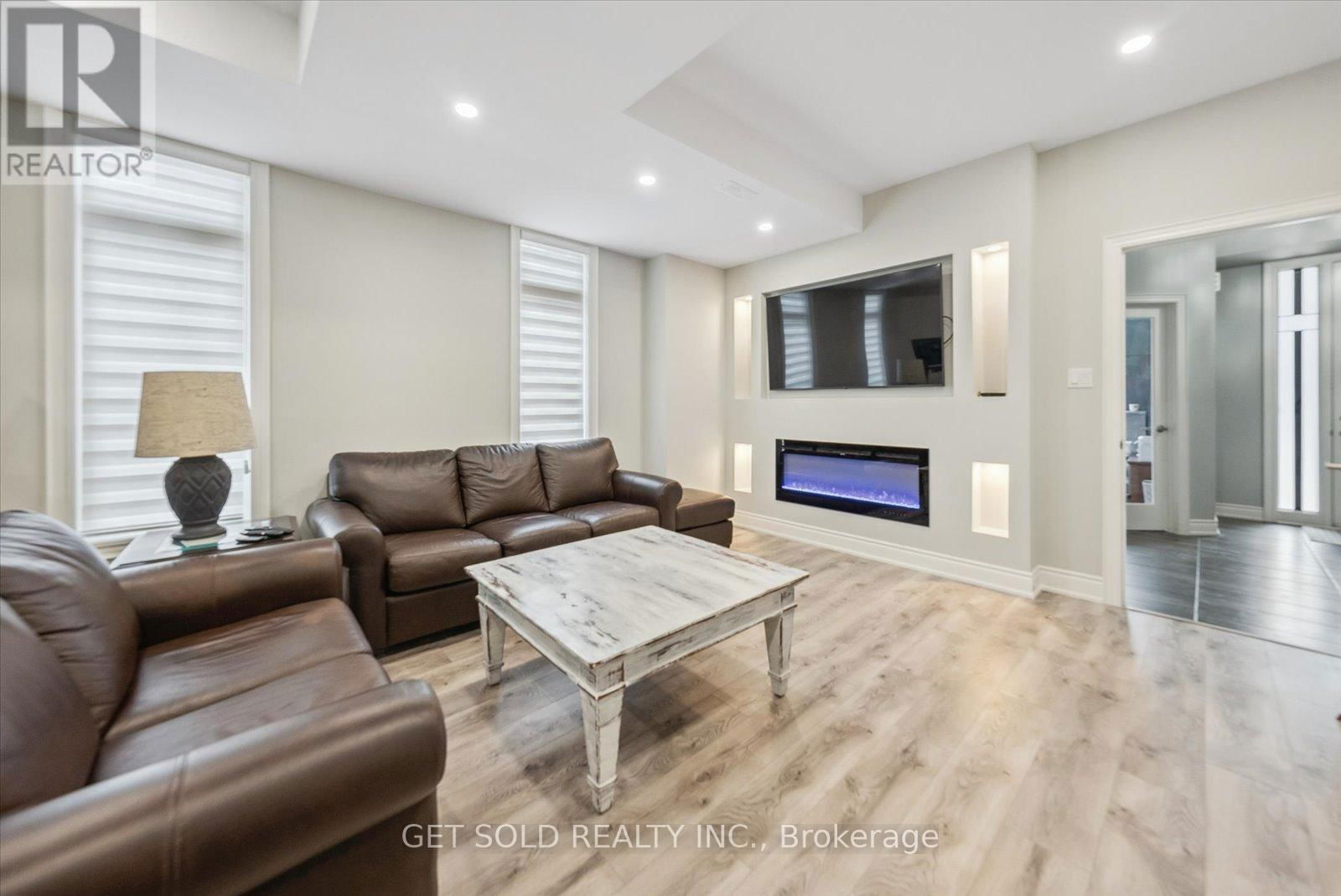 63 LAVAL STREET Image 27