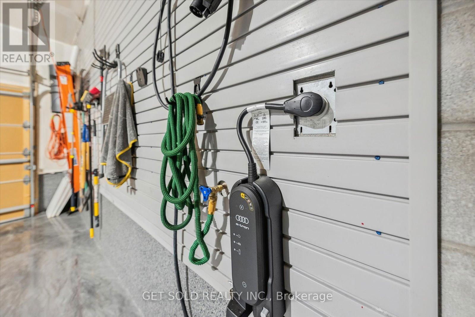 63 LAVAL STREET Image 38