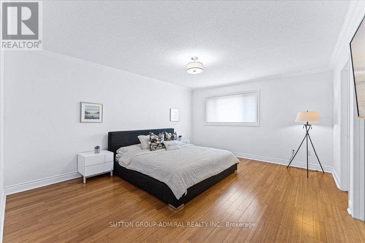 24 LUCERNE DRIVE Image 20