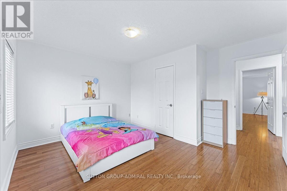 24 LUCERNE DRIVE Image 26