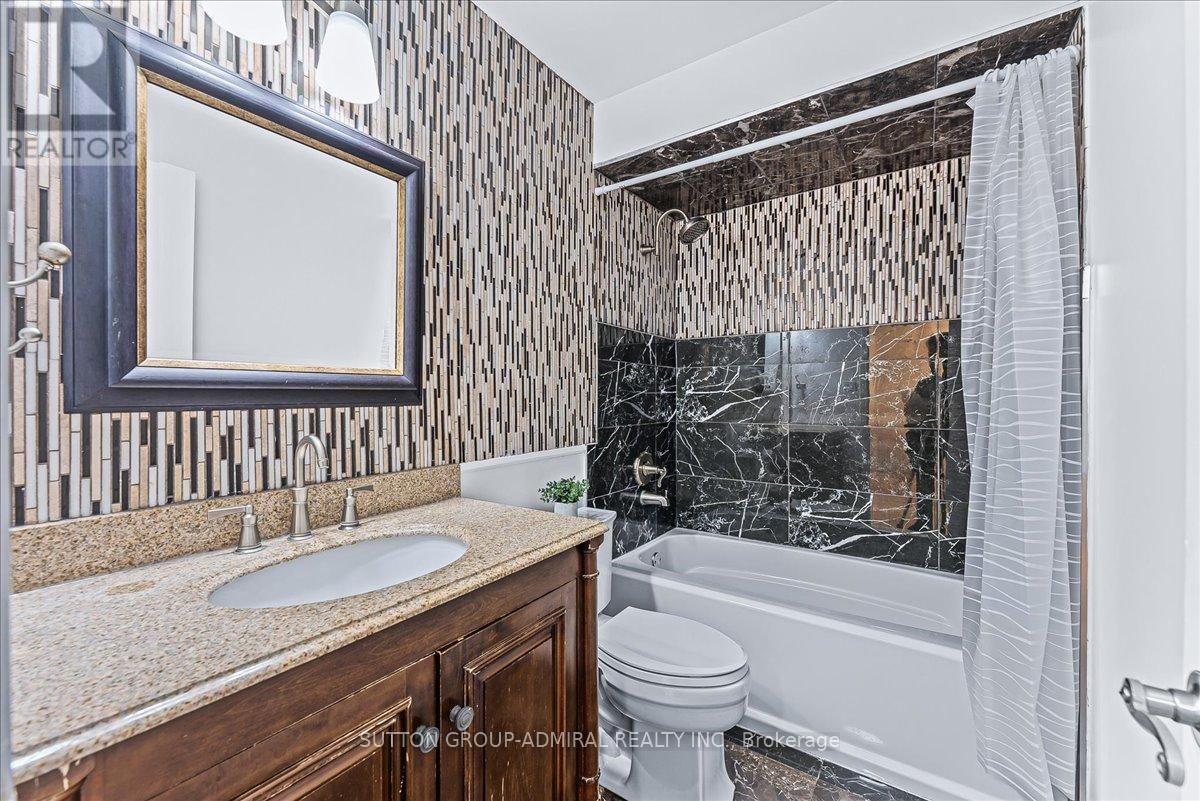 24 LUCERNE DRIVE Image 27