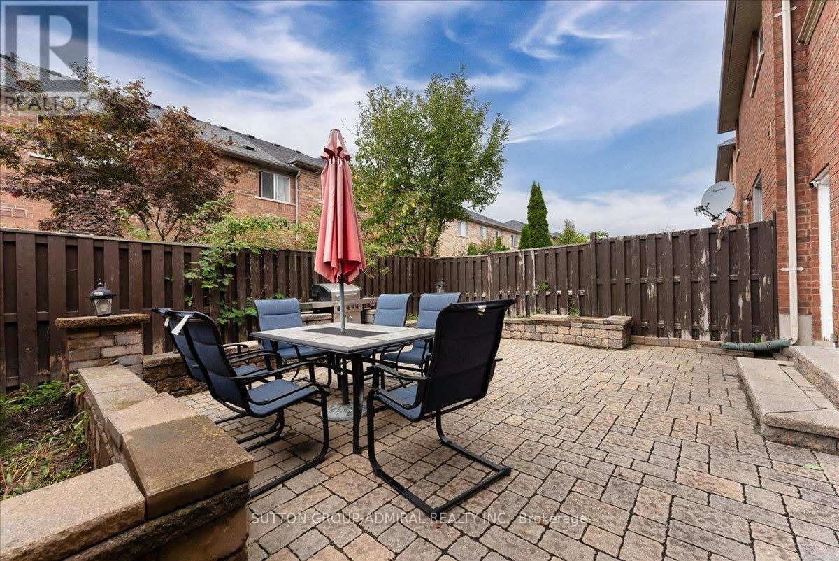 24 LUCERNE DRIVE Image 33