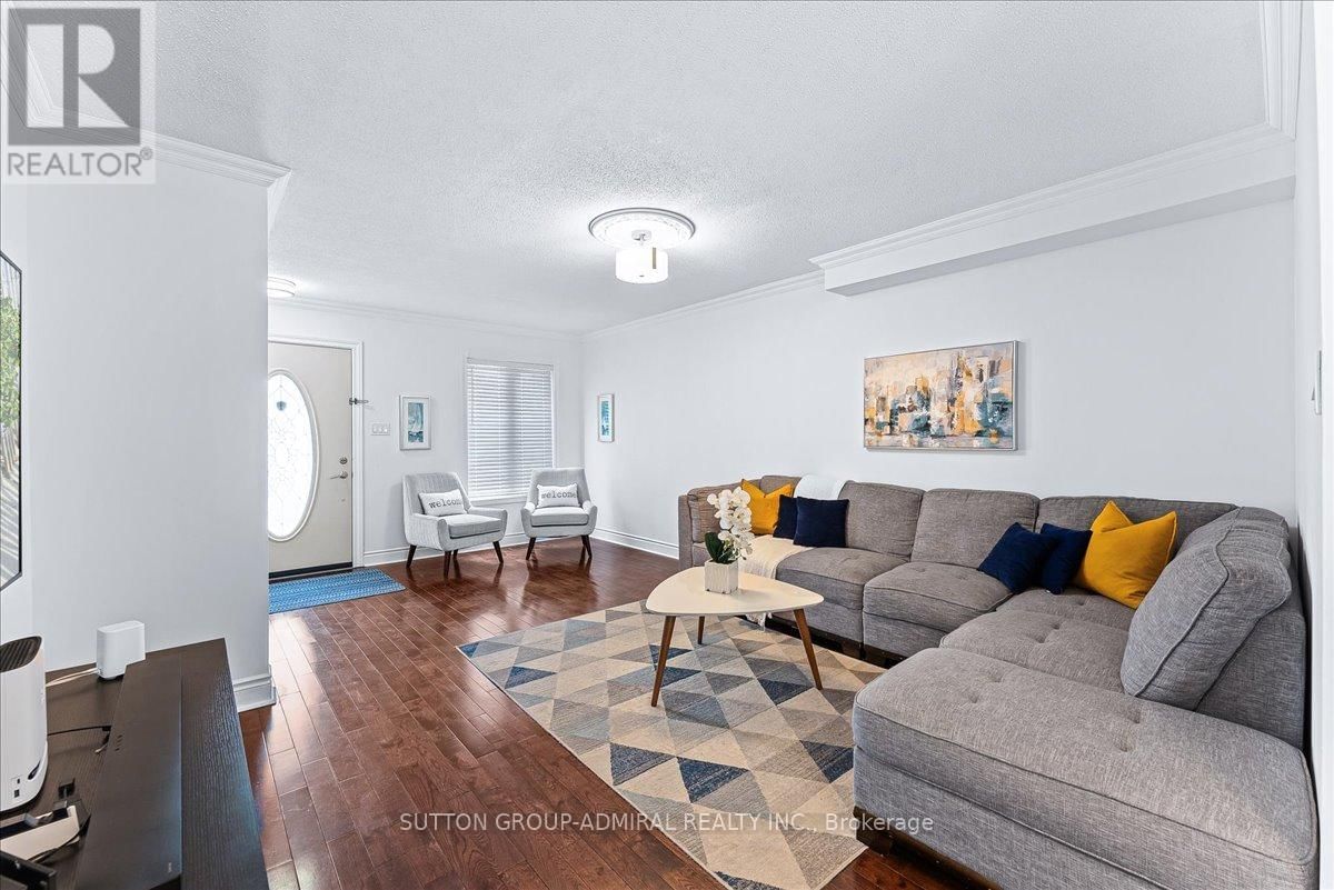24 LUCERNE DRIVE Image 9