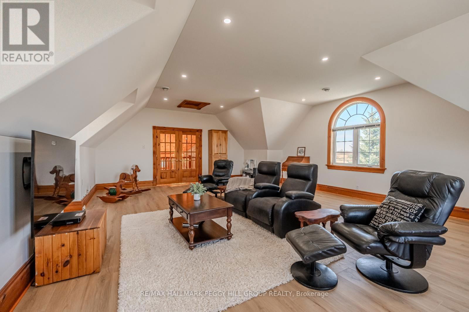 8464 6TH LINE Image 11