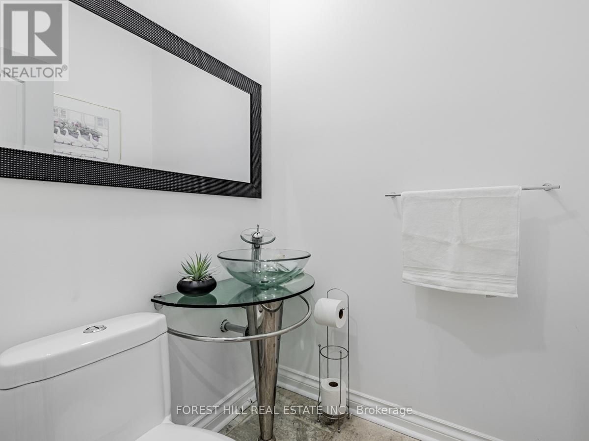 55 DIREZZE COURT Image 10