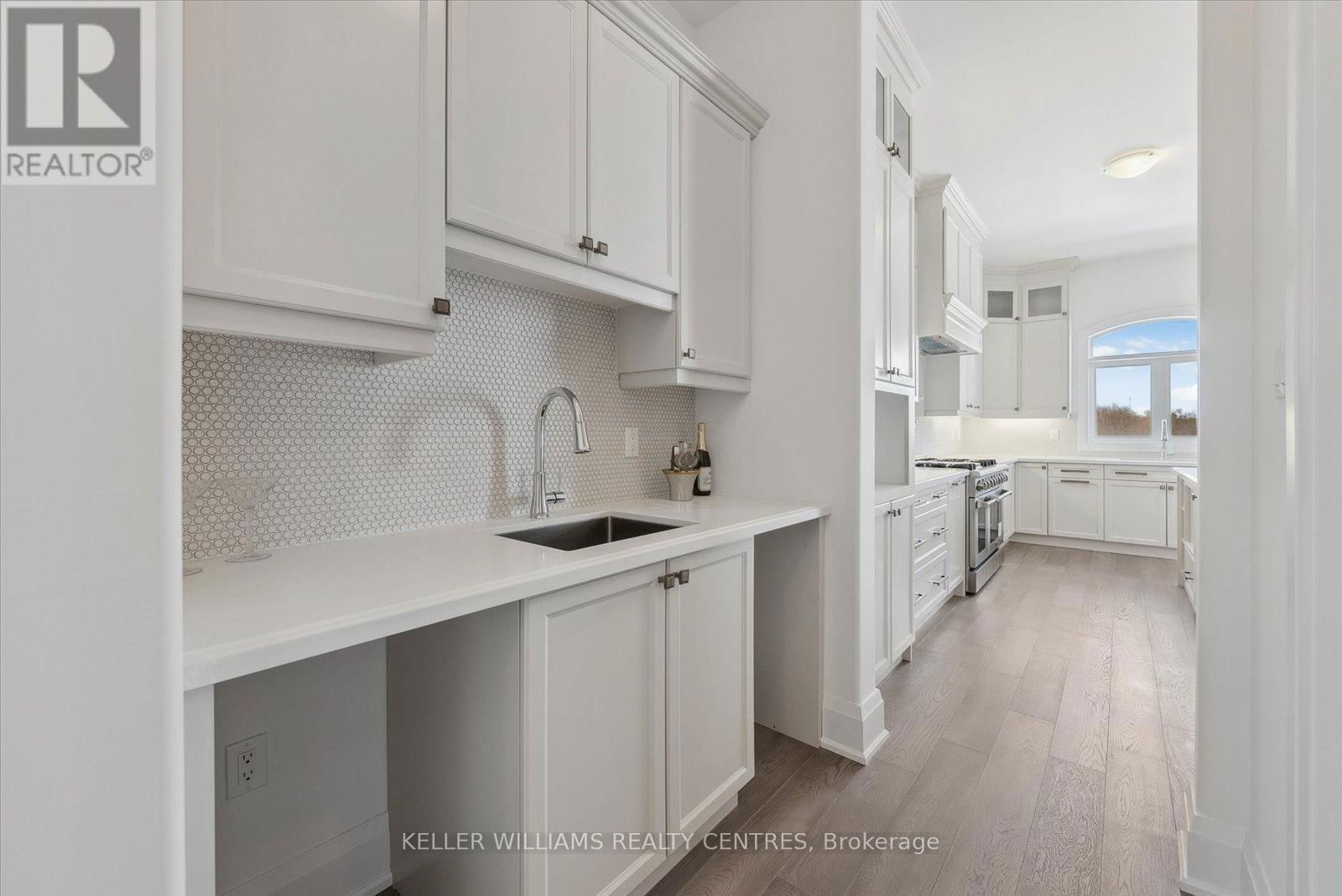 50 WOOD CRESCENT Image 22