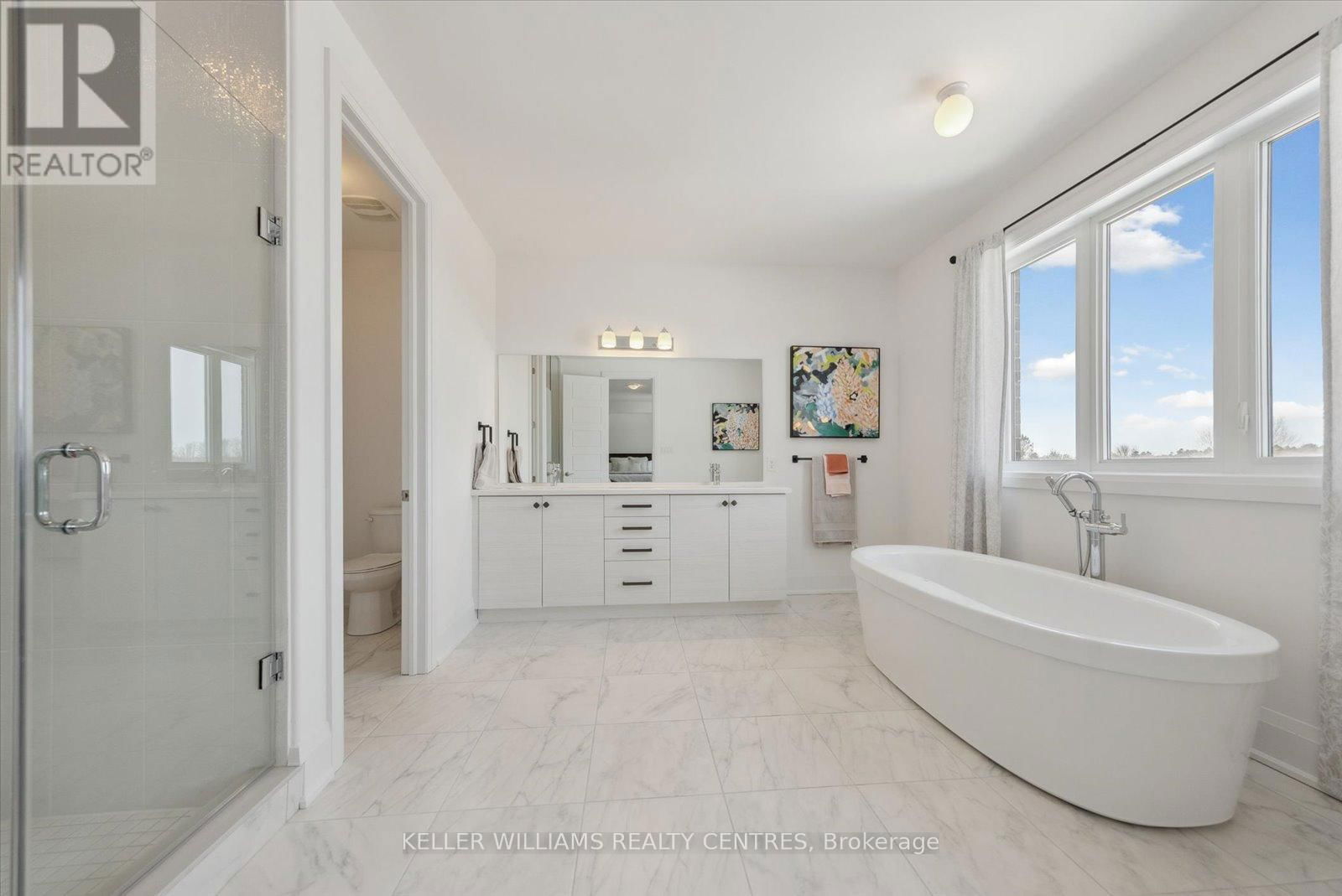 50 WOOD CRESCENT Image 33