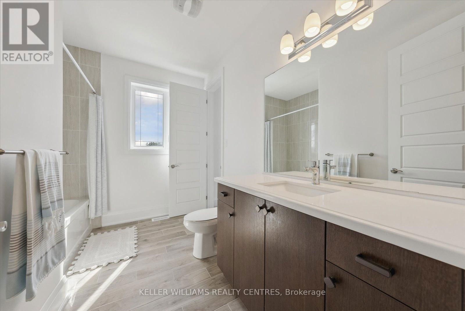 50 WOOD CRESCENT Image 41