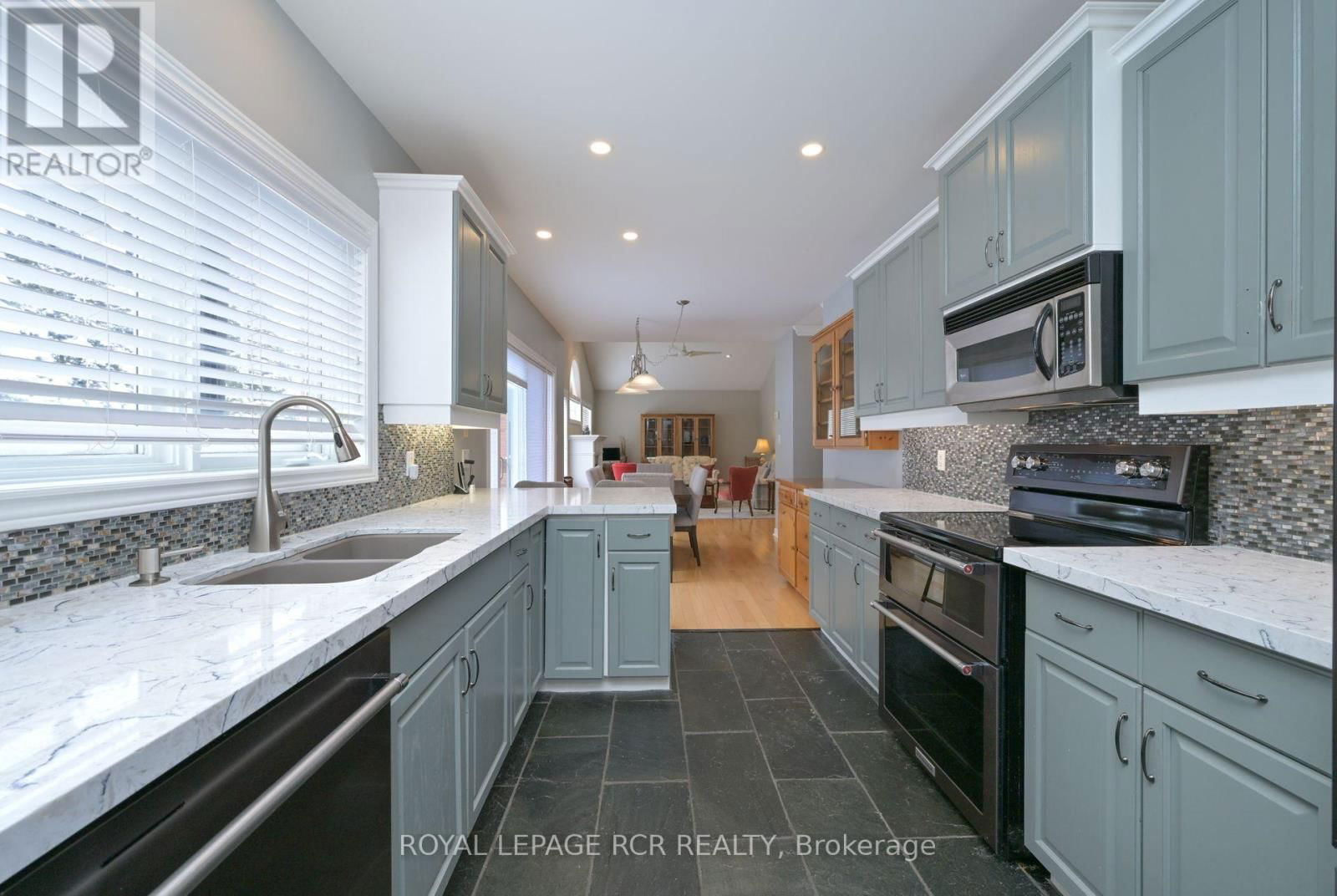 42 NAPA RIDGE Image 15
