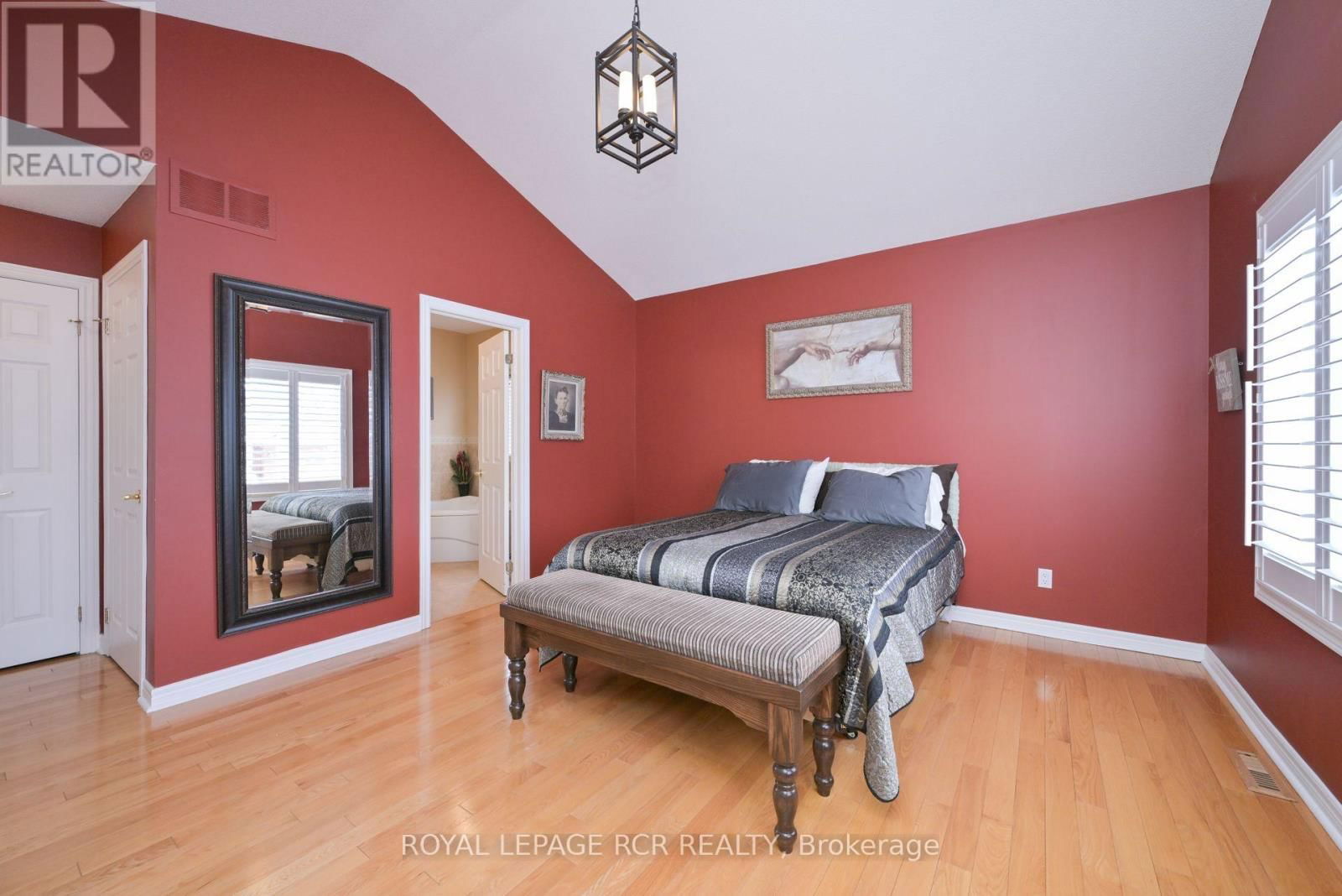 42 NAPA RIDGE Image 19