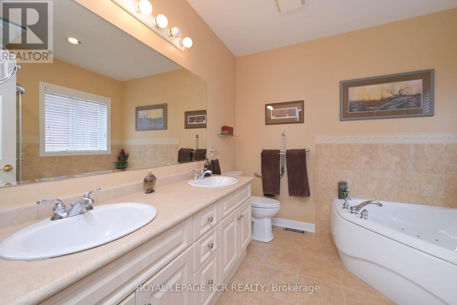 42 NAPA RIDGE Image 22