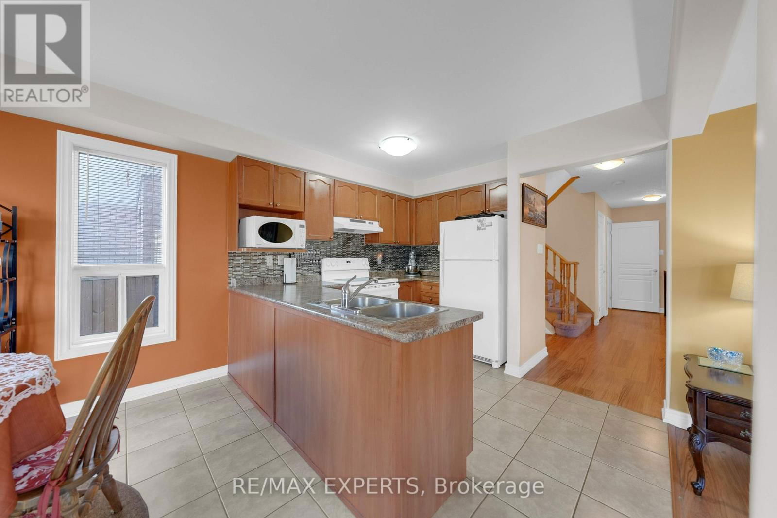 36 ANDERSON ROAD Image 13