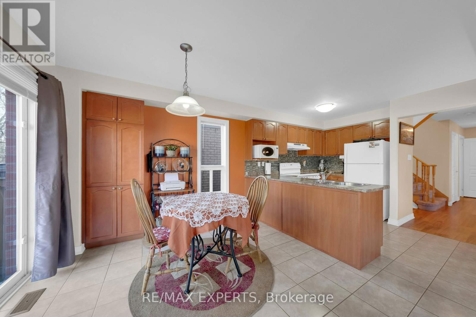 36 ANDERSON ROAD Image 15