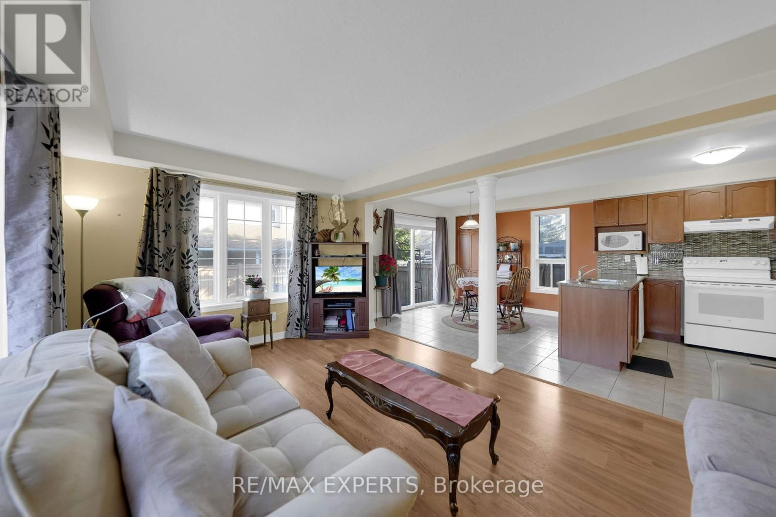 36 ANDERSON ROAD Image 17