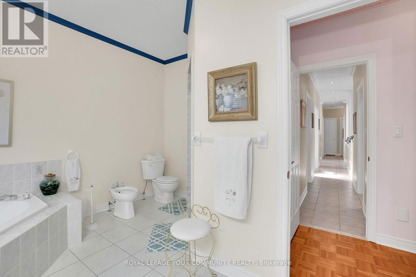 176 LAURENTIAN BOULEVARD Image 14