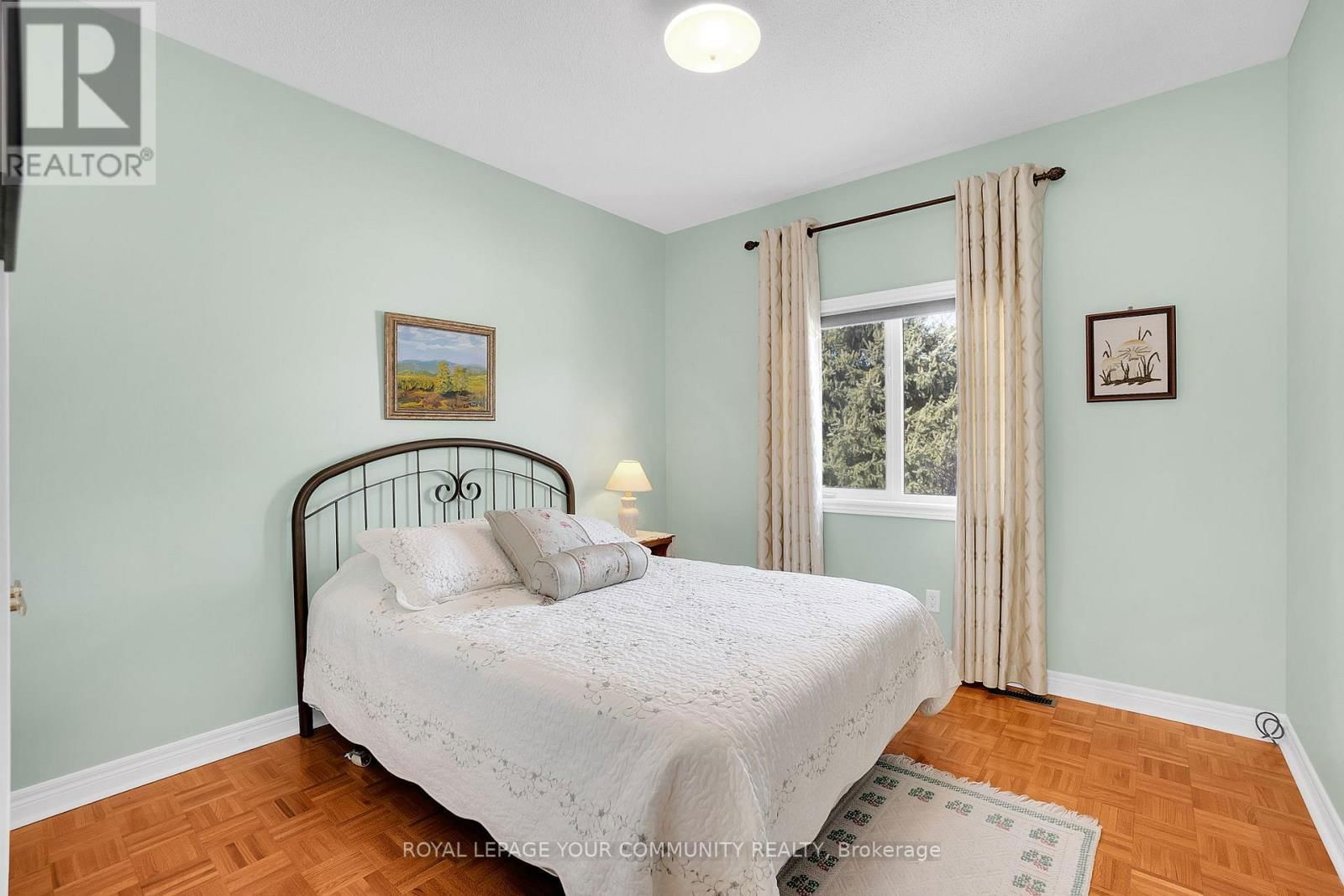 176 LAURENTIAN BOULEVARD Image 17