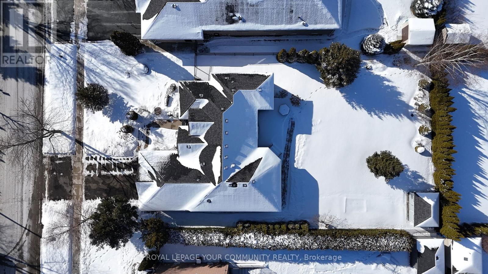 176 LAURENTIAN BOULEVARD Image 30