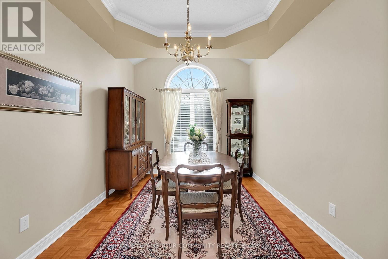 176 LAURENTIAN BOULEVARD Image 7