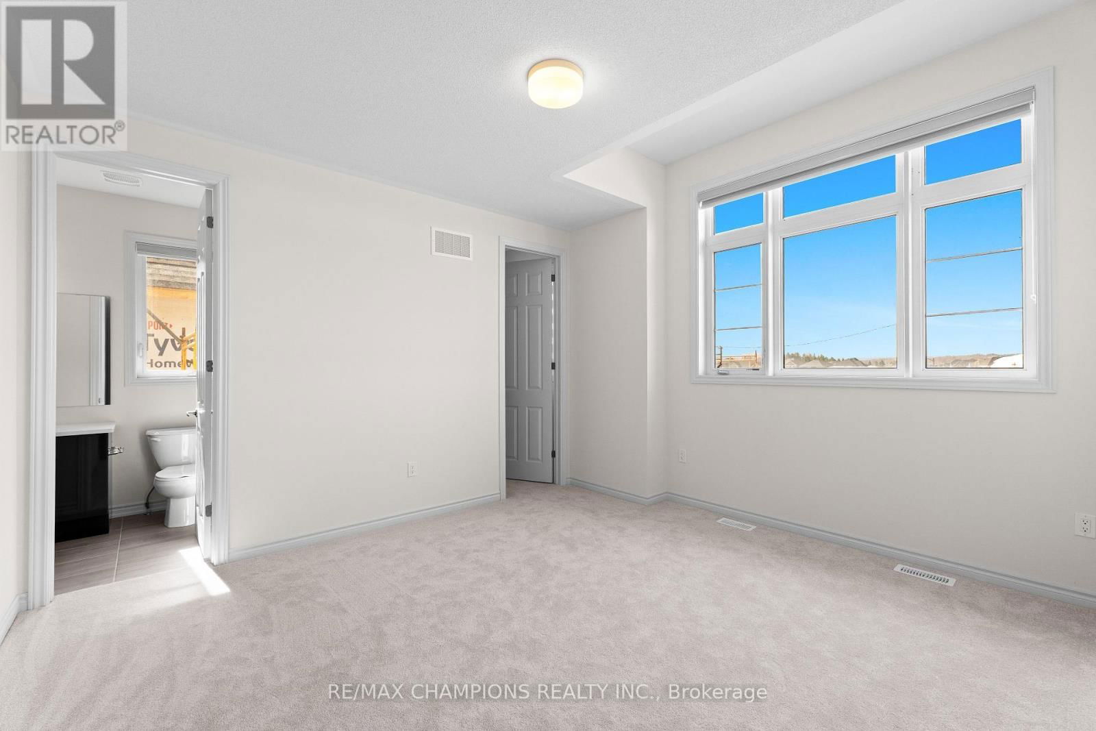 46 BAYBERRY DRIVE Image 17