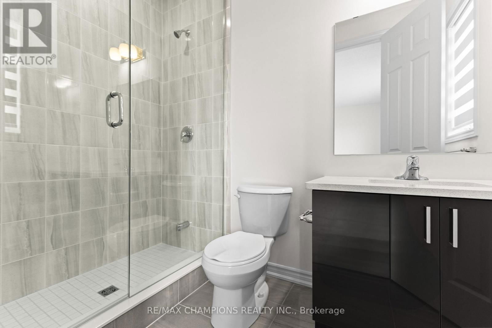 46 BAYBERRY DRIVE Image 24