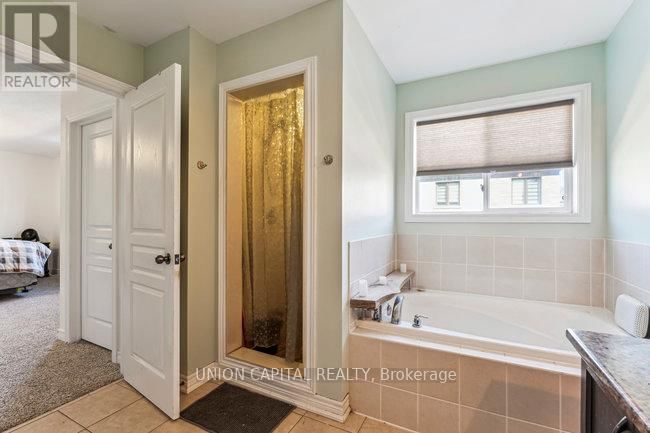 10 BUD LEGGETT CRESCENT Image 12