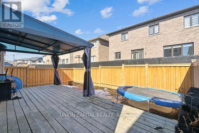 10 BUD LEGGETT CRESCENT Image 3