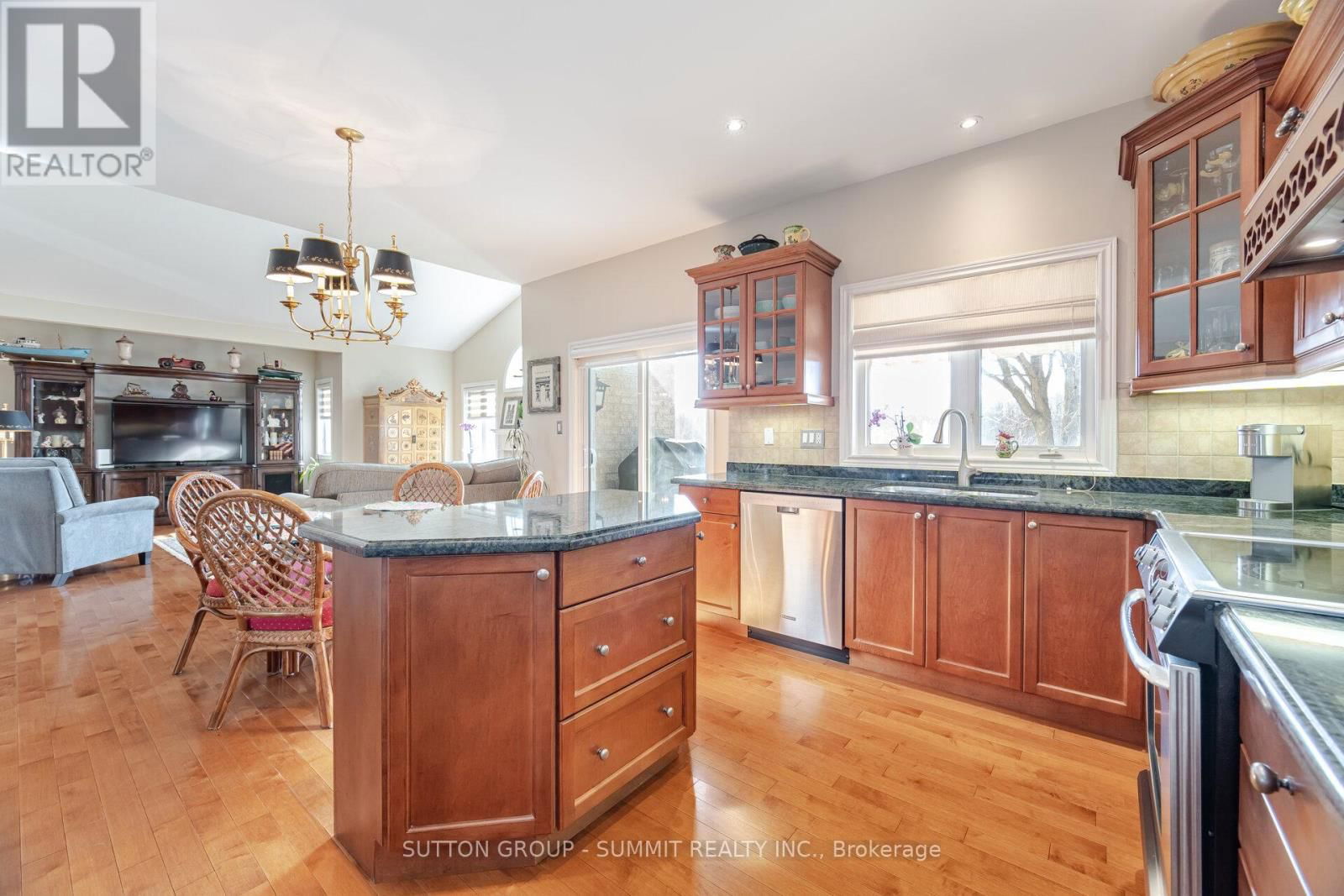 15 DEER RIDGE ROAD Image 12
