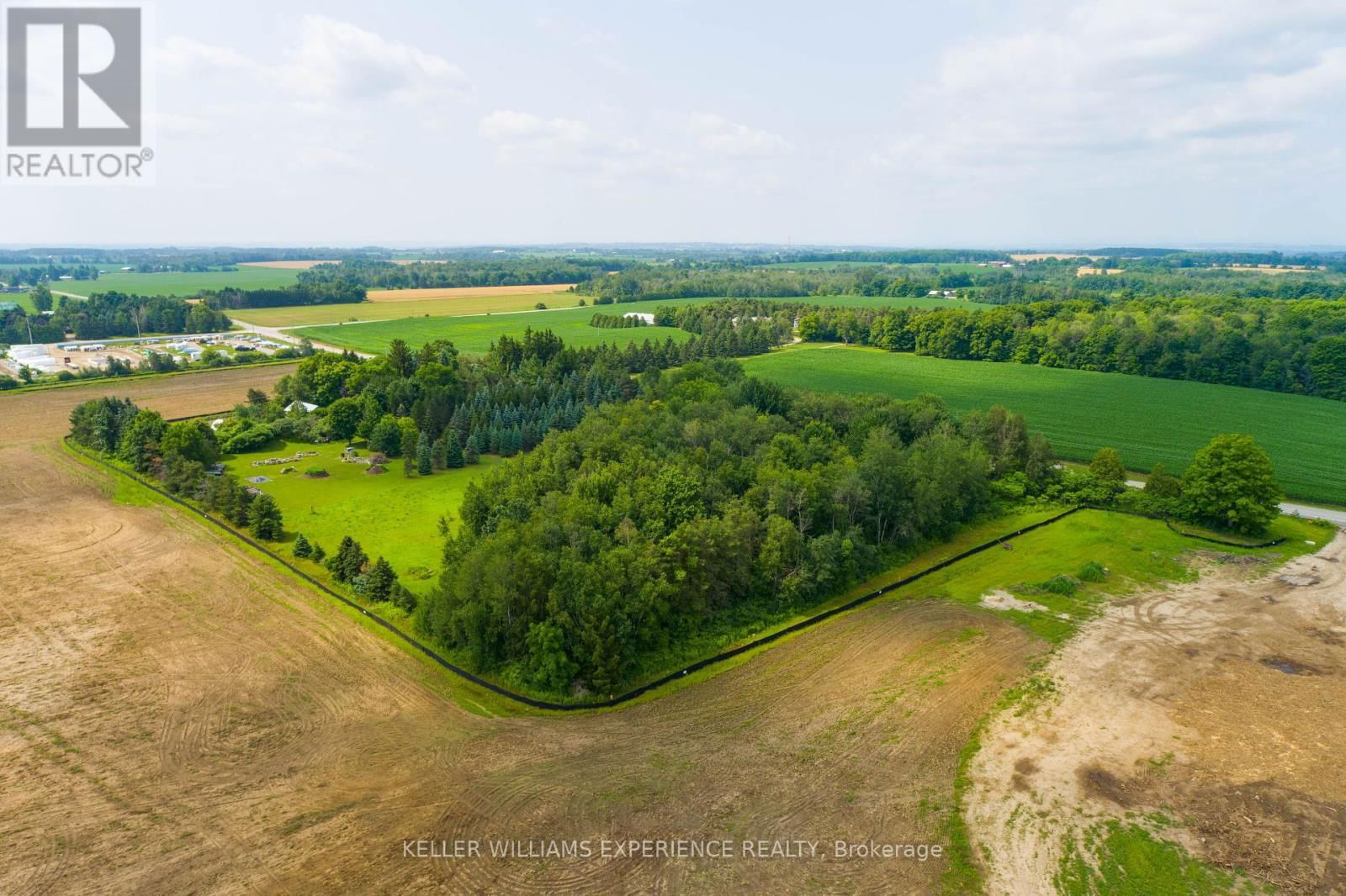 7089 5TH SIDEROAD Image 8