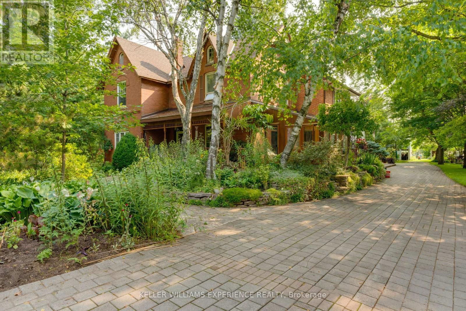 7089 5TH SIDEROAD Image 9