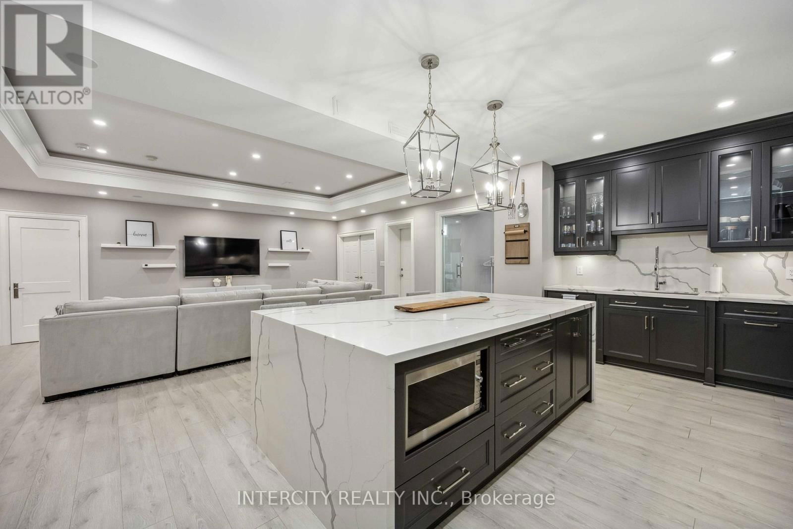 60 JAMES STOKES COURT Image 33