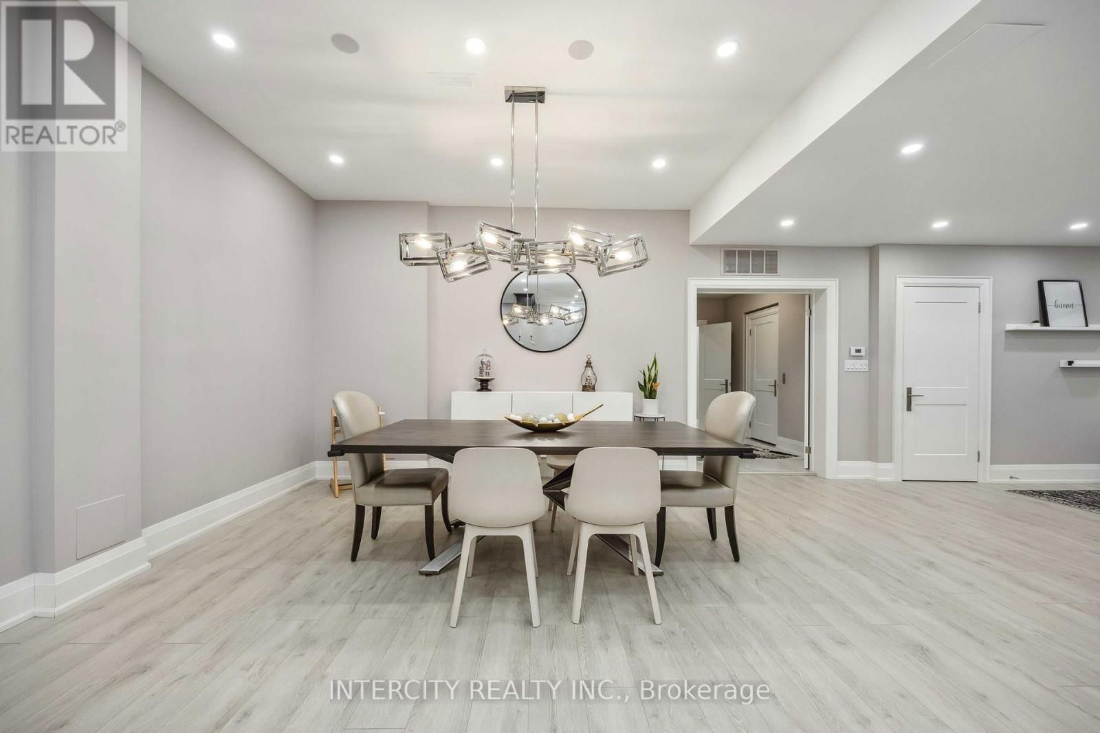 60 JAMES STOKES COURT Image 34