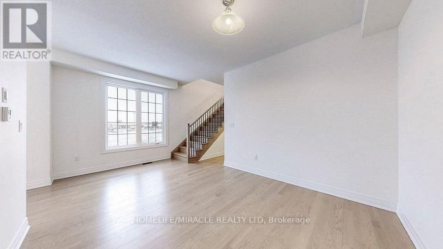 49 PAISLEY DRIVE Image 11