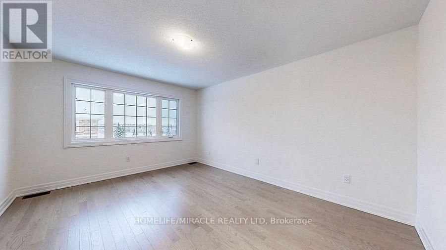 49 PAISLEY DRIVE Image 19
