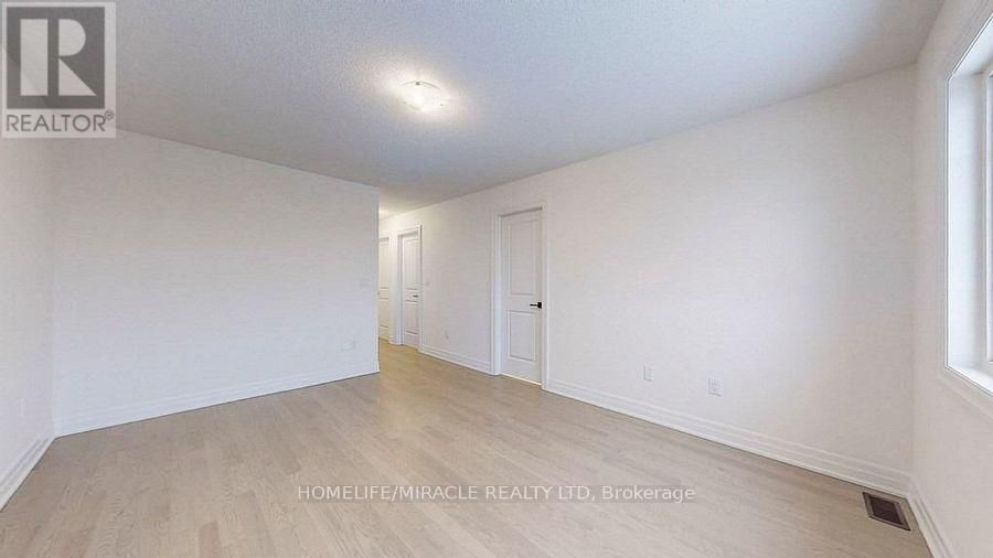 49 PAISLEY DRIVE Image 21